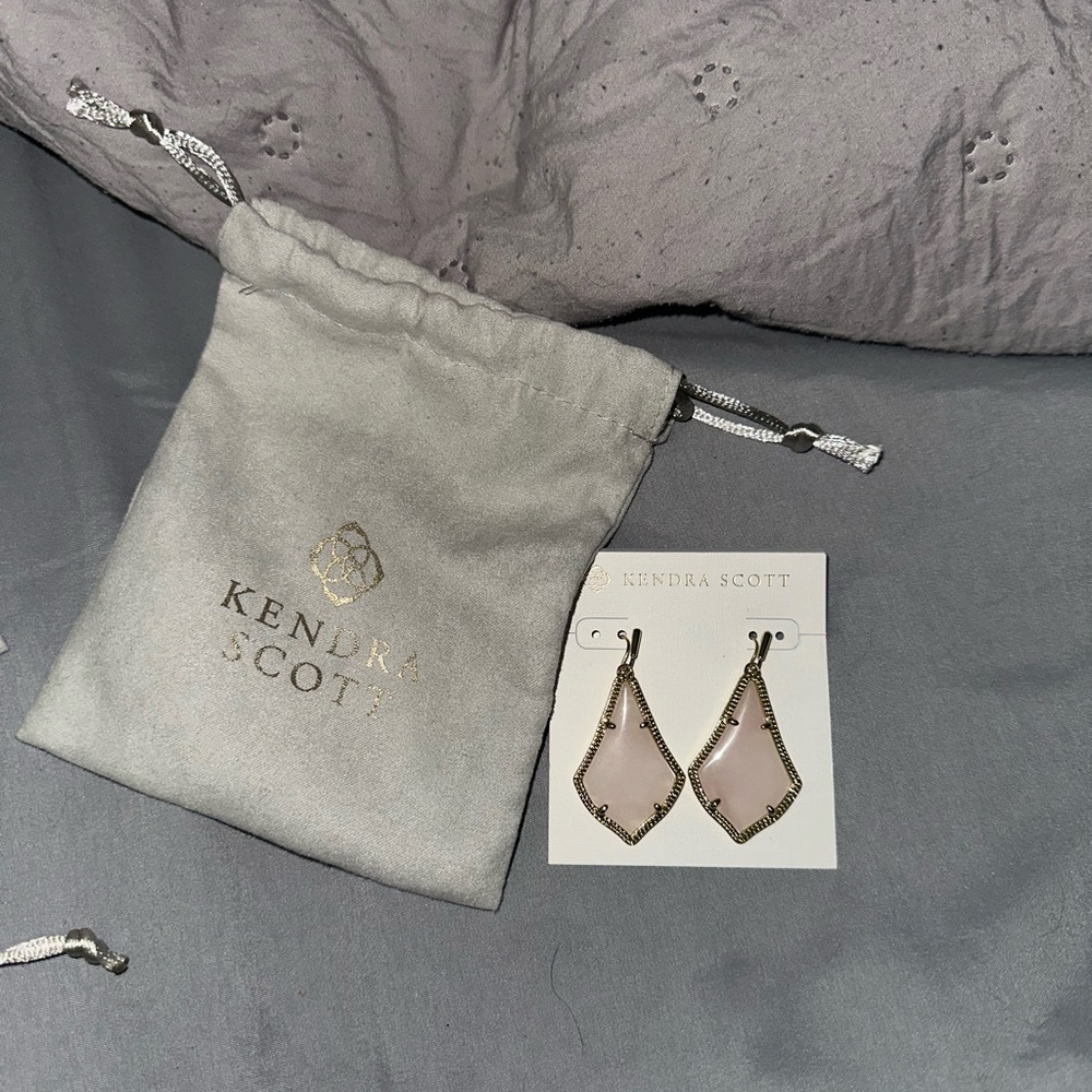 Kendra Scott Pink Earrings